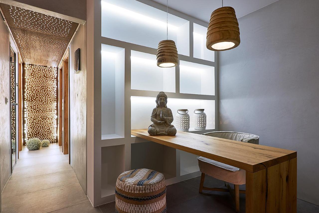 Santa Maria Luxury Suites & Spa Adamantas  Exterior photo